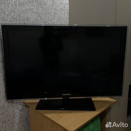 Телевизор samsung