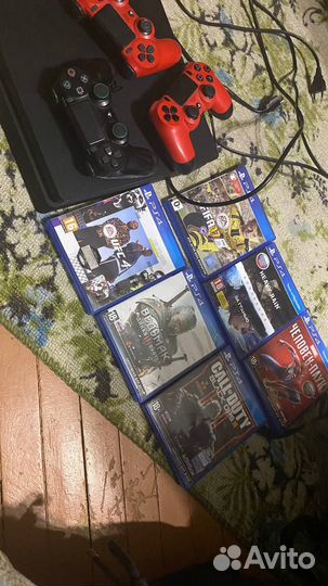 Игровая приставка ps4