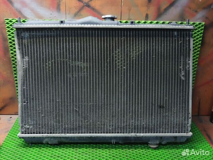 Радиатор охлаждения основной Mitsubishi carisma