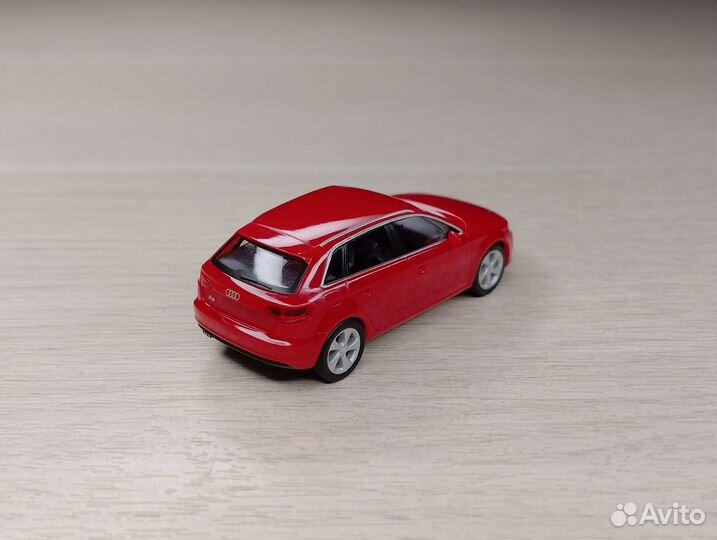 A27) Audi A3 Typ 8V (2012-2020) красный