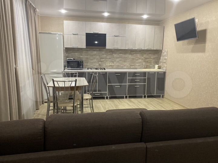 2-к. квартира, 55 м², 4/4 эт.