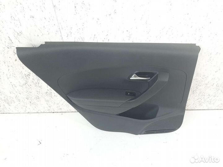 Обшивка двери задняя левая Volkswagen Polo седан