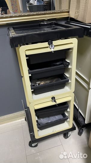 Тележка парикмахера