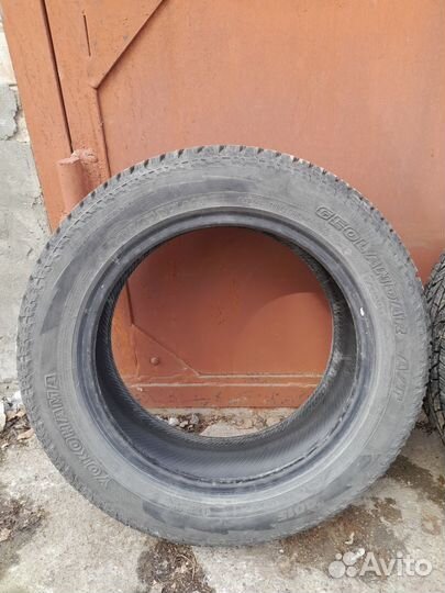 Yokohama GEOLANDAR G015 215/60 R17 96H