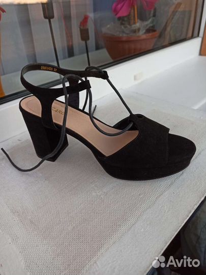 Босоножки женские 37 размер