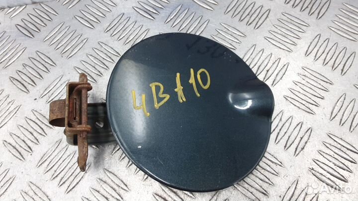 Лючок бака jeep grand cherokee WK