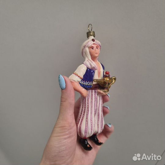 Три елочные игрушки Бронь