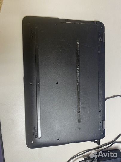 Отличный ноутбук 17' hp 17-y009ur 4 ядра R7 ssd
