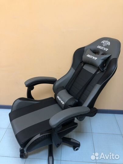 Компьютерное игровое кресло геймерское с массажем