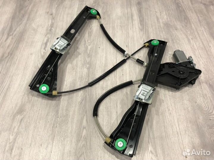 Стеклоподъемник передний правый Volkswagen Polo 5