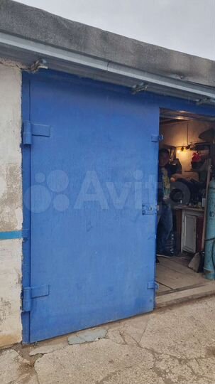 Гараж, > 30 м²
