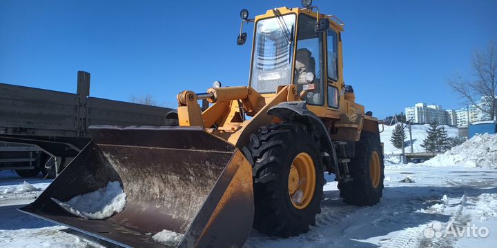 Услуги фронтального погрузчика
