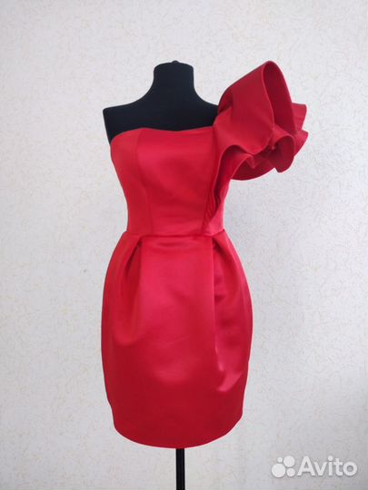 Швея пошив одежды портной