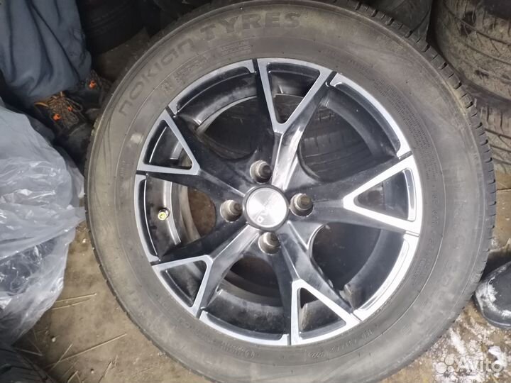 Литые диски r14 на ваз 4. 98 бу