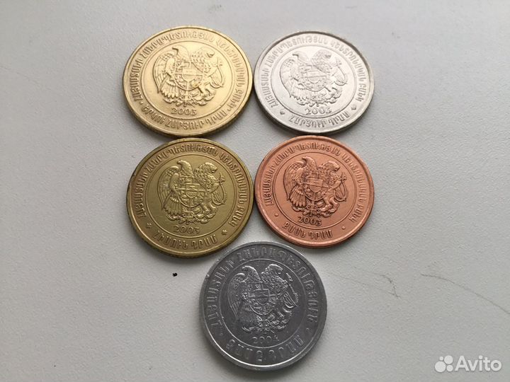 Монеты Узбекистана, Армении, Прибалтики