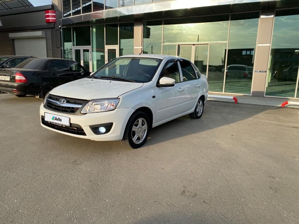 ВАЗ (LADA) Granta: фото владельца
