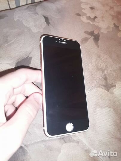 iPhone 8, 64 ГБ