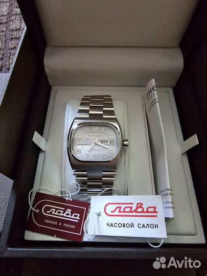 Hamilton khaki и Слава телевизор