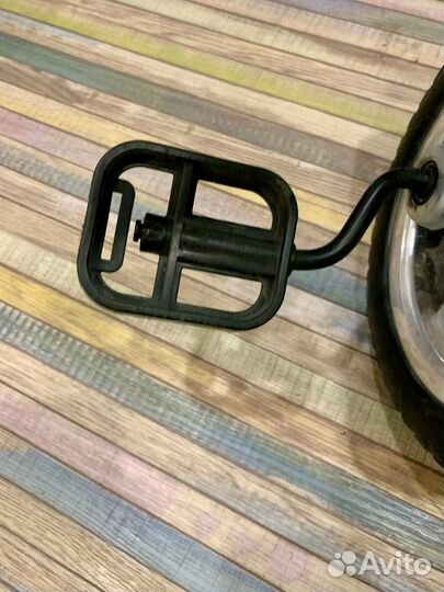 Трехколесный велосипед с родительской ручкой