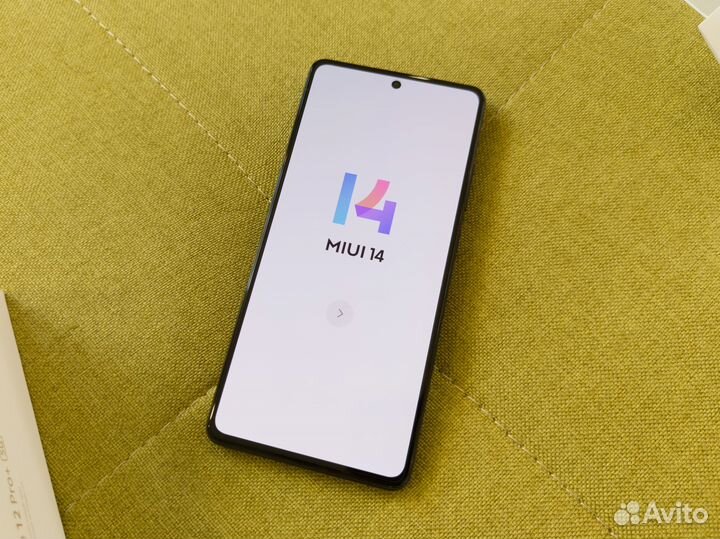 Xiaomi Redmi Note 12 Pro+ 8/256 гб идеал (новый)