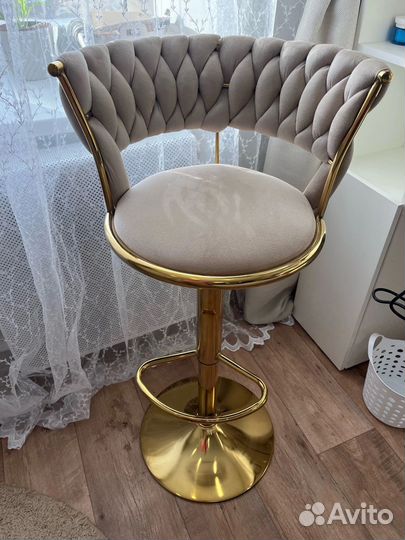 Стул высокий барный со спинкой