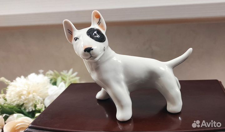 Статуэтки фарфор. Собаки
