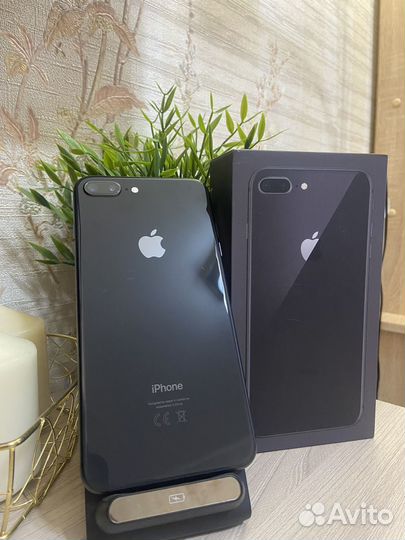 iPhone 8 plus 64 gb