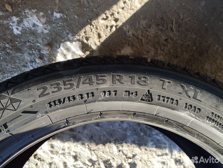 Continental ContiVikingContact 7 235/45 R18