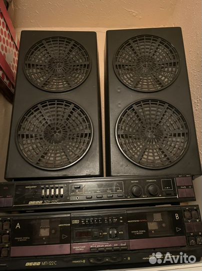 Музыкальный центр вега и колонки