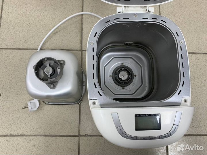 Хлебопечка Gorenje BM910WII