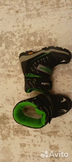 Продам зимние ботинки Капика 28 размер