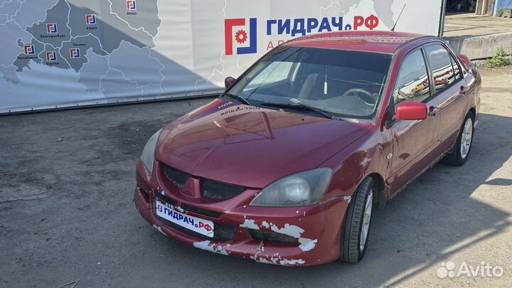 Рычаг передний левый Mitsubishi Lancer 9 (CS) MR40