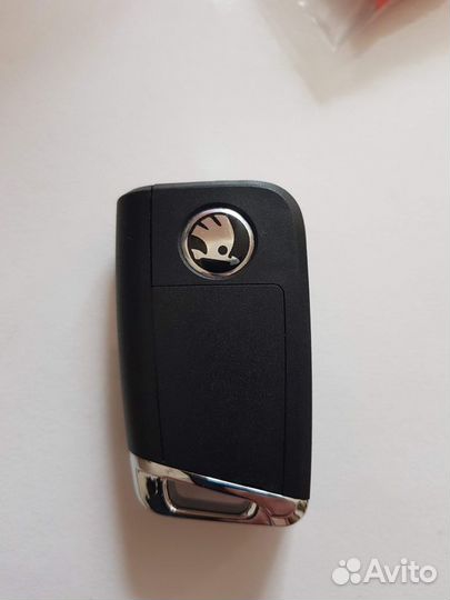 Выкидной ключ зажигания Шкода (Skoda)