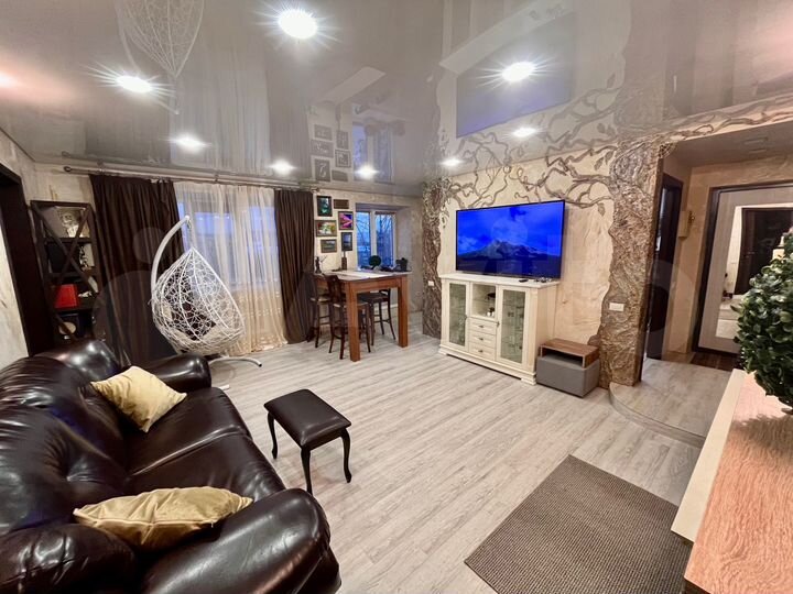 4-к. квартира, 65 м², 5/5 эт.