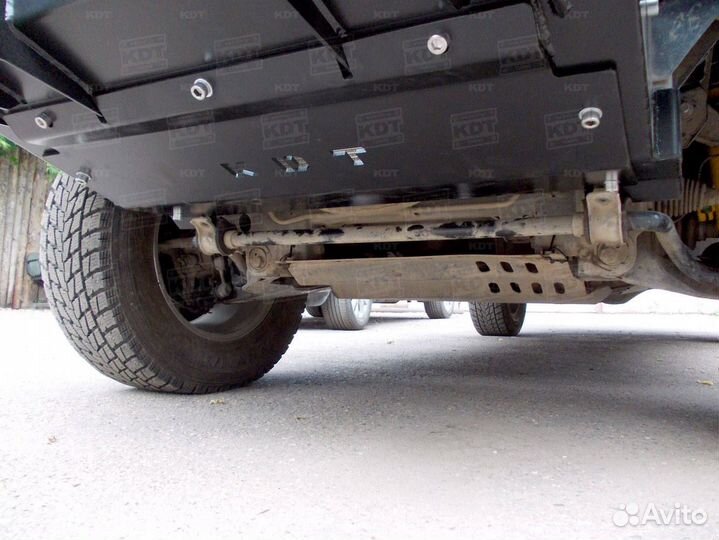Передний силовой бампер с кенгурином алюминиевый
