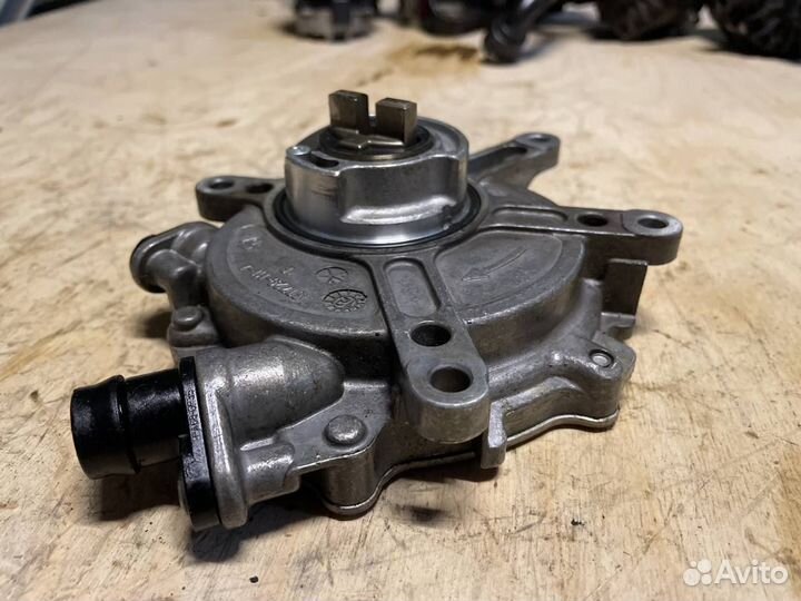 Вакуумный насос Mercedes-Benz M276 276.952