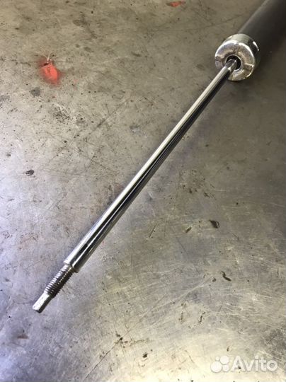 Стойка амортизатор задний Ford Fusion