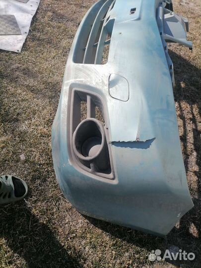 Бампер передний на nissan note