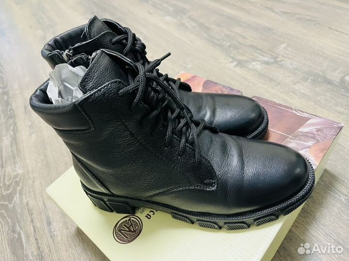 Ботинки осенние женские 38