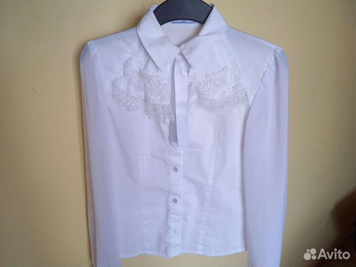 Школьные блузки 3 шт