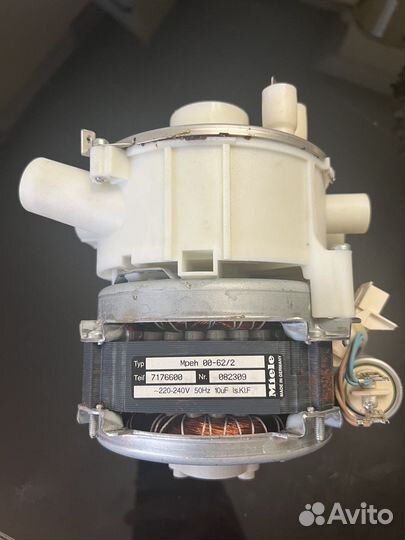 Циркуляционный насас посудомоечной машины Miele