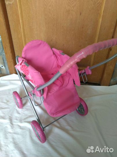 Коляска для кукол. Кукла