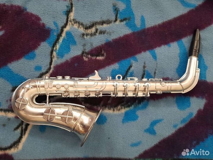 Саксофон детский