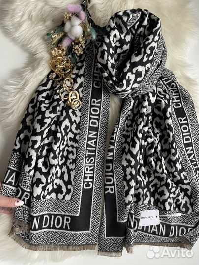 Палантины Christian Dior Лео