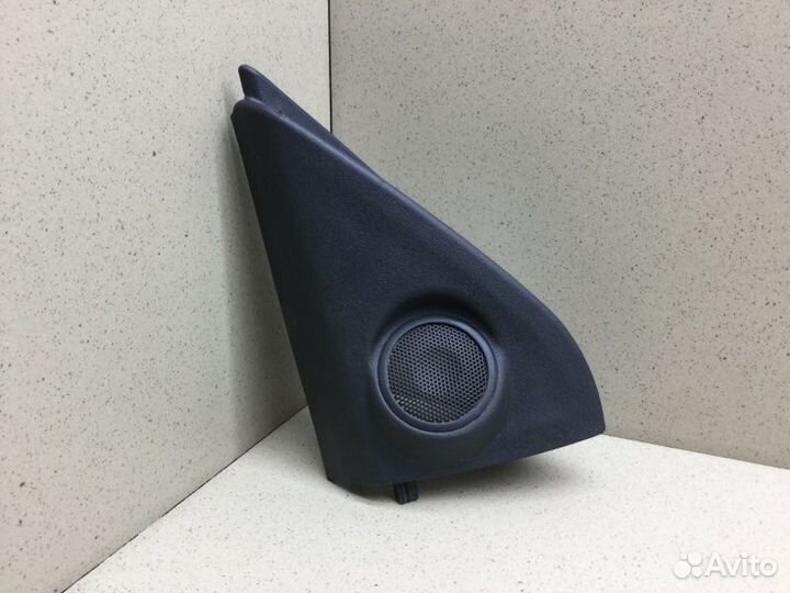 Крышка зеркала внутренняя левая Mitsubishi Asx