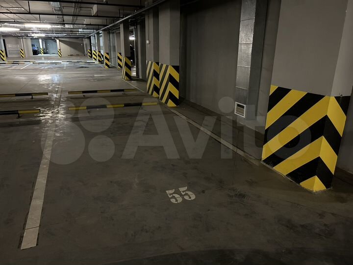 Машиноместо, 14 м²