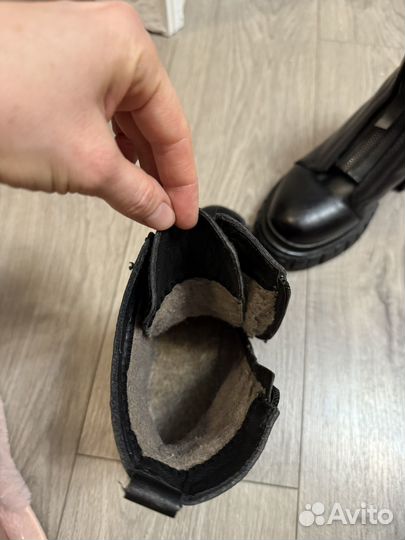 Зимние ботинки с молнией