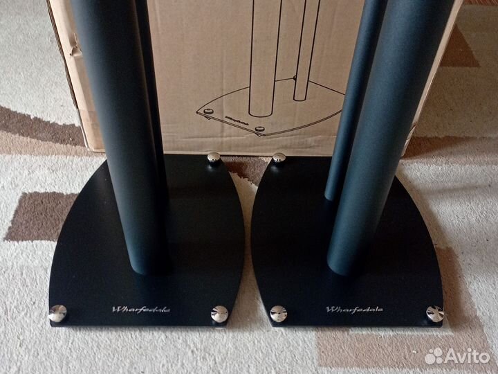 Стойки под акустику Wharfedale WH-ST1