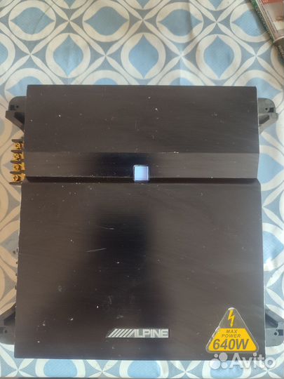 Усилитель акустический Alpine PMX-F640