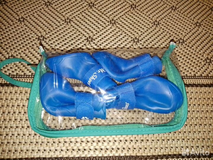 Новые ботинки для собак